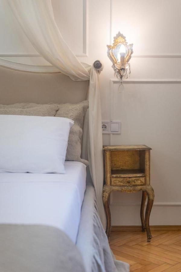 Regina Apartments On Kiraly Street Budapest Esterno foto